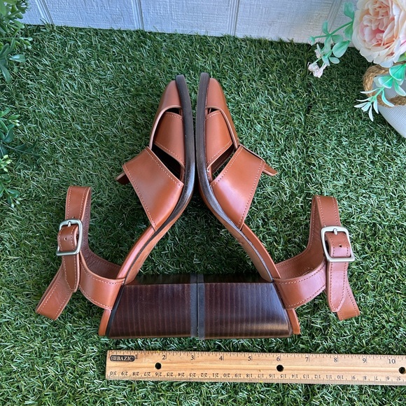 Vince
Women's Lyra Sandals Terra Rosa (tan/ saddle, / brown vintage Vachetta 6 - Picture 11 of 15